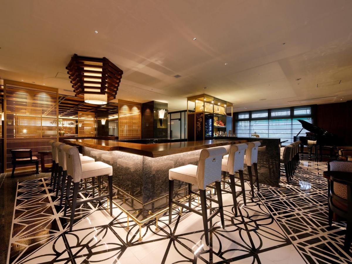 The Hotel Sanraku Kanazawa 21Th December 2022 Open Εξωτερικό φωτογραφία The bar at the 19th floor